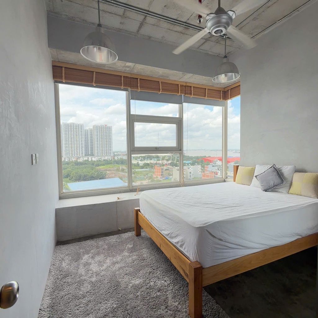 lcasa rents two double bedrooms.