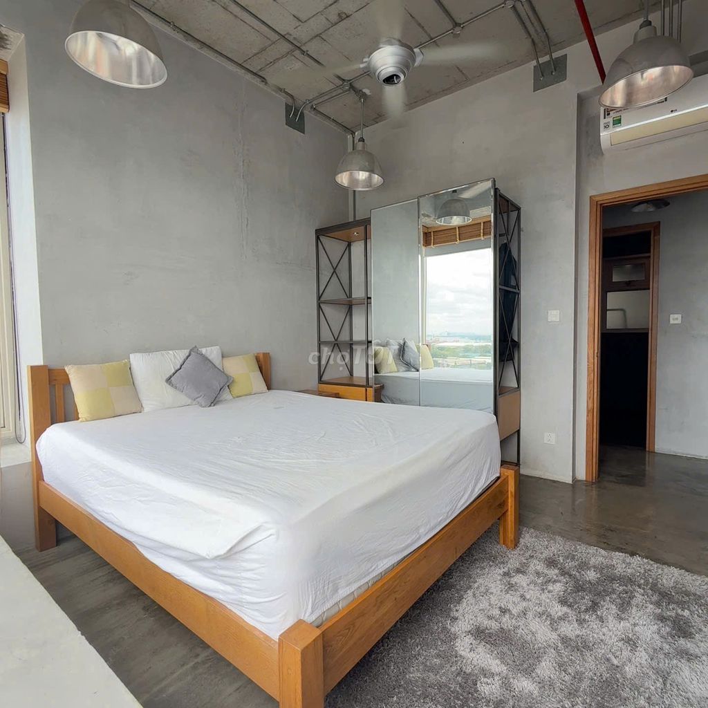 lcasa rents two double bedrooms.