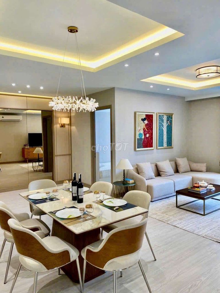 Rent US House, Nguyễn Đức Cảnh, Funky Funk 112 meters 3 bedrooms