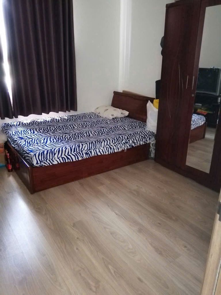Ten A Chen Dudu. District 1: 75 meters2, 2 p sleeps, 2 toilets, full interior, 13 million