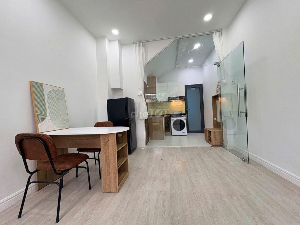30 meters, one bedroom. We're close to the Royal Order.