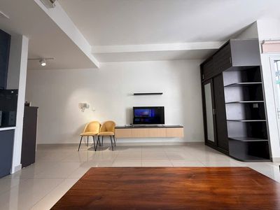 Sunrise City Needs For Rent 11 million Full Buildings