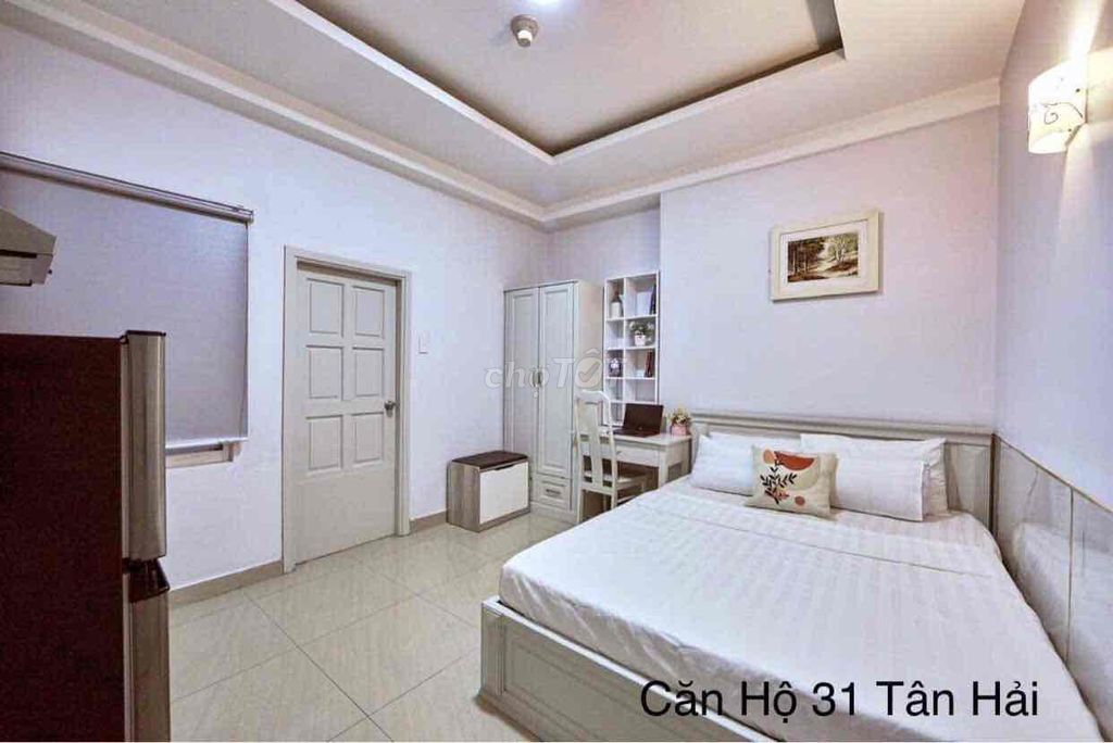 The full interior service apartment, a super open window, near the airline academy