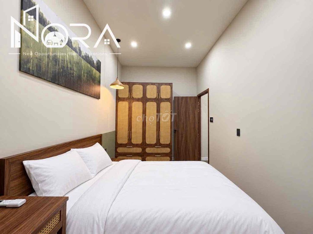 apartment 1 private washing machine bedroom right intown Cộng Hoà station.