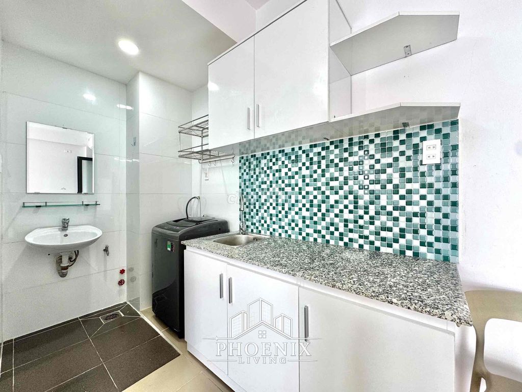 Studio Private Washer - Full Seven