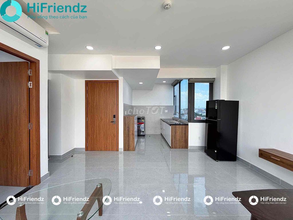 A super-wide bedroom with a full interior near the end of life.