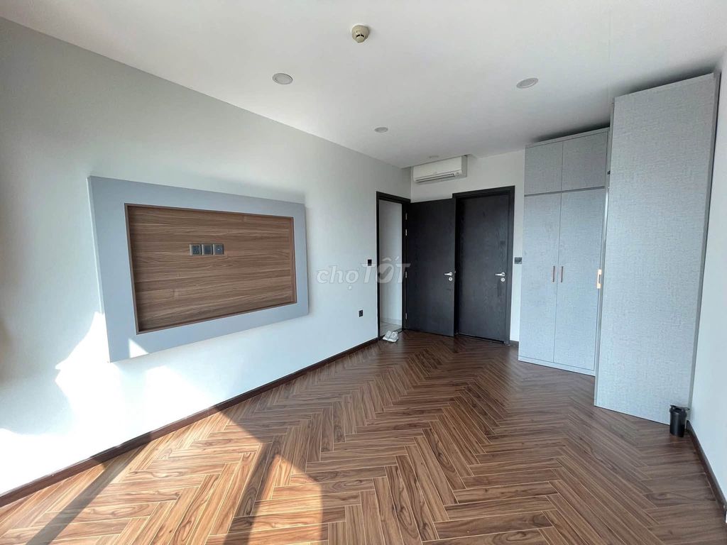 Feliz En Vista 3 bedroom area 107 meters 2 - basic interior - 29 million a month rent