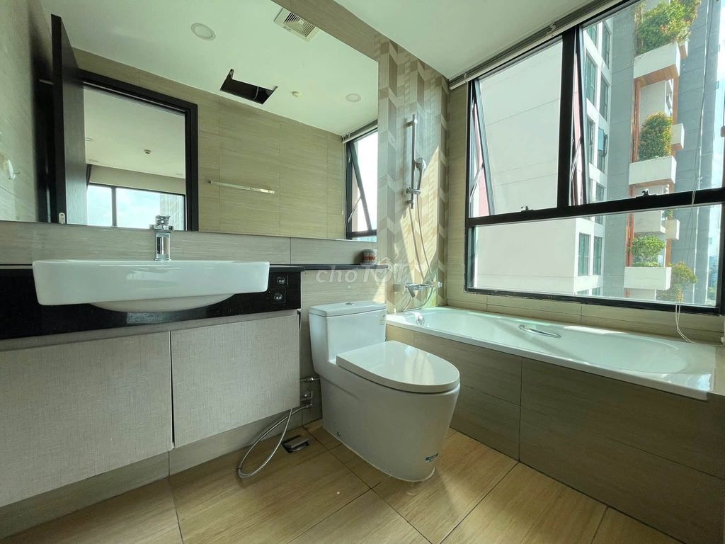 Feliz En Vista 3 bedroom area 107 meters 2 - basic interior - 29 million a month rent