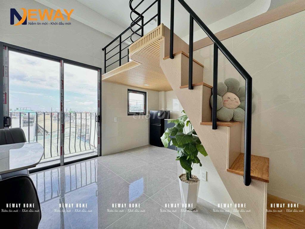 The new super balconies were built on four-four sides.