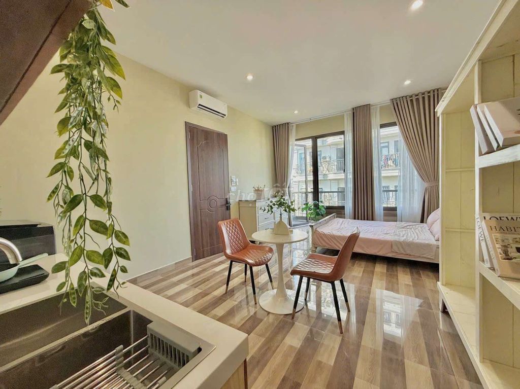 Phan Xích Long– Phú Nhuận 01) Just 4 million8