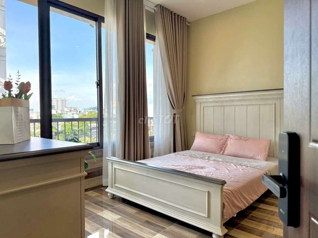 Phan Xích Long– Phú Nhuận 01) Just 4 million8