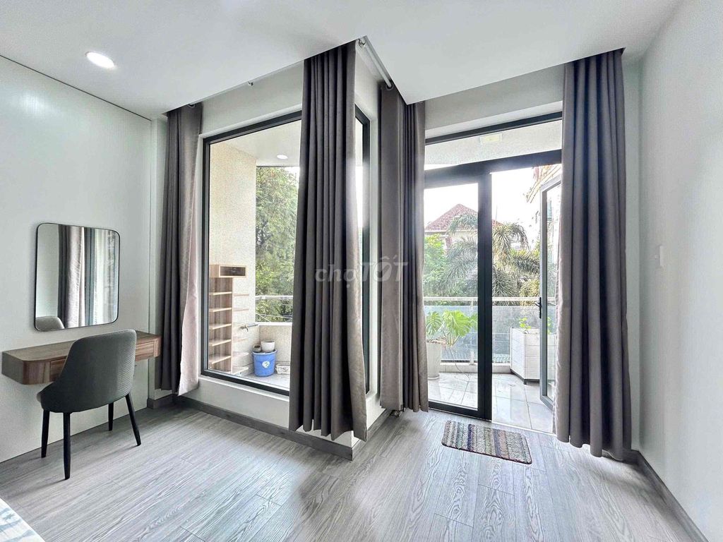 The new apartment is 100% 38 m right at Phan Đăng Lưu, Bình Thạnh - near the market.