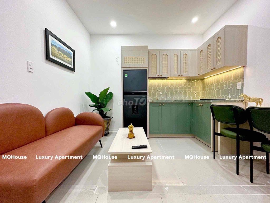 Rent the apartment two Q.Q.q1 bedrooms at the nearest seven.