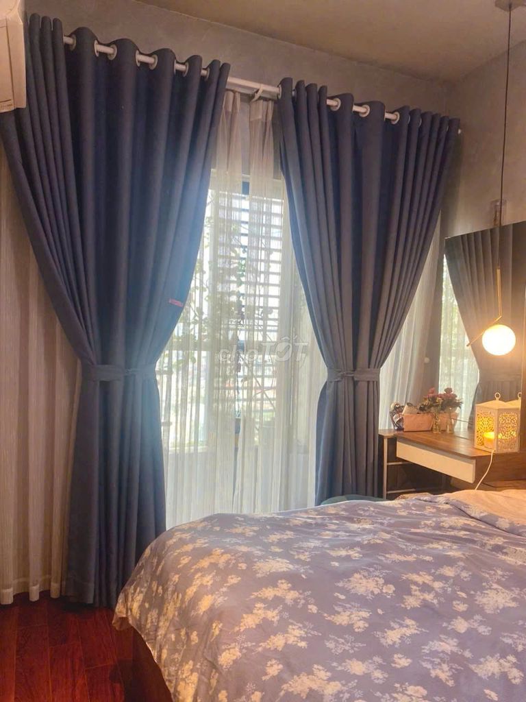 - Rent three bedrooms full of Centana Tomorrow.