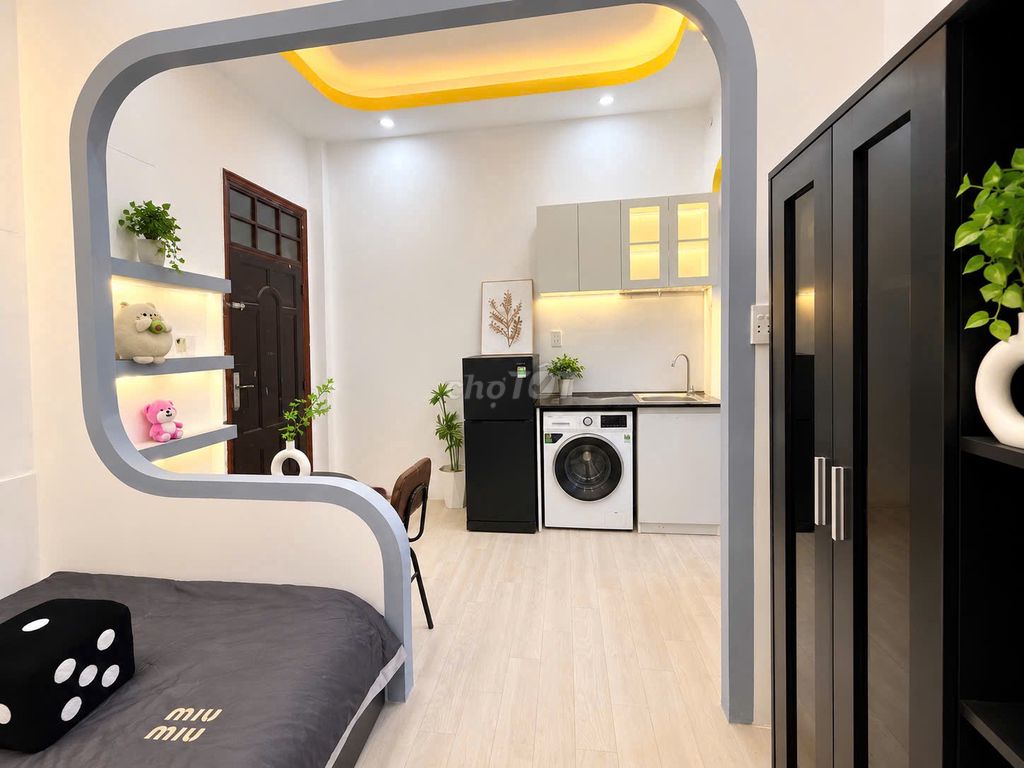 Open the new service apartment 100 percent right here at the University of ueh right in the main town.