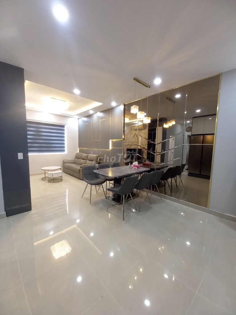 3 bedroom Full interior Mall Topaz Elite: 16 million a month right now.