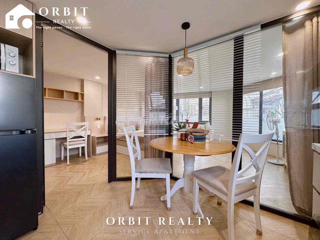 Rent the apartment. A kitchen room at the green row near hutech,fuf.