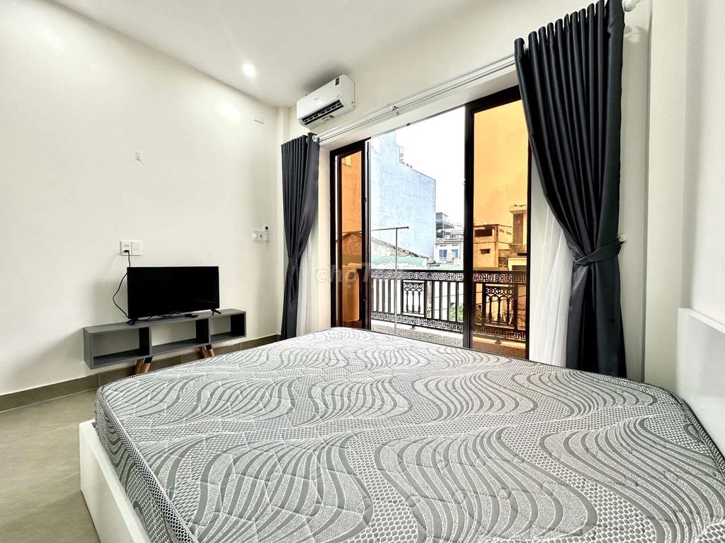 A bedroom near the Hill Bridge, the market she understands, Phan Phan Dian, Phan Pestilence