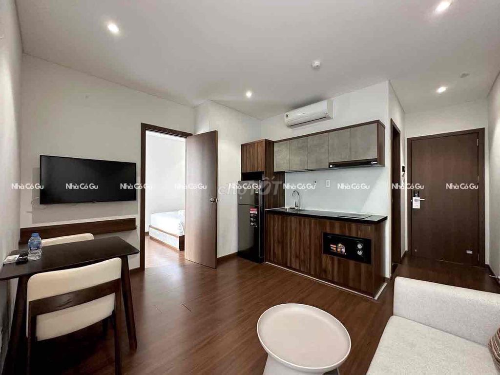 The 1st floor bedroom is 50 meters tall. 1 immediately. Eight Tân Định Market.