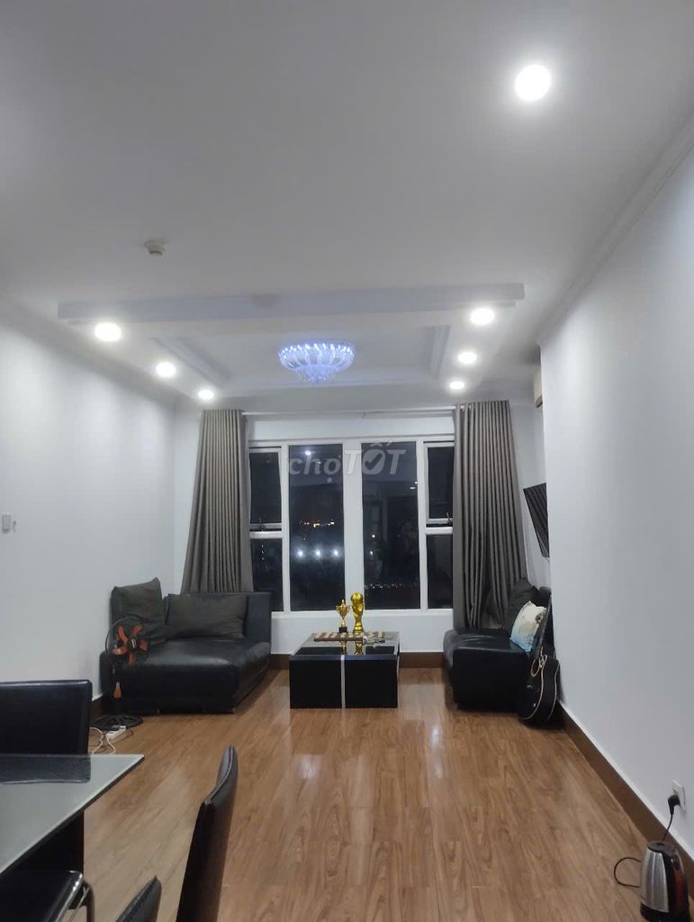 Carillon 1, 11 million vnd, 58 meters, one bedroom, one bathroom,Hoàng Hoa Thám.
