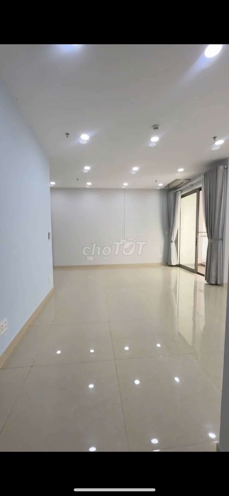 Rent The Symphony Mid-Streave, 17 million, and stay right there.