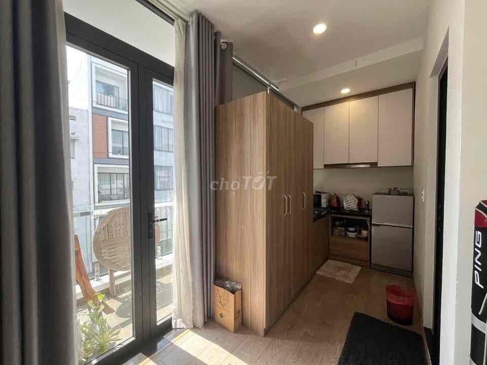 The cool studio apartment is moving through central districts.