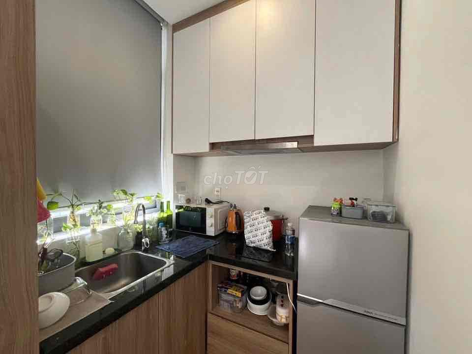 The cool studio apartment is moving through central districts.