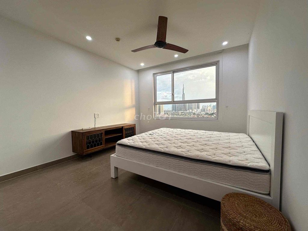 Rent three bedrooms at only 19 million.