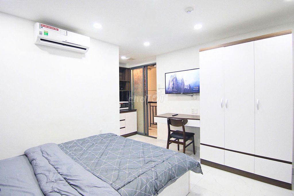 The private washing machine studio -- smart TV -- right at the University of hutech, pink bt.