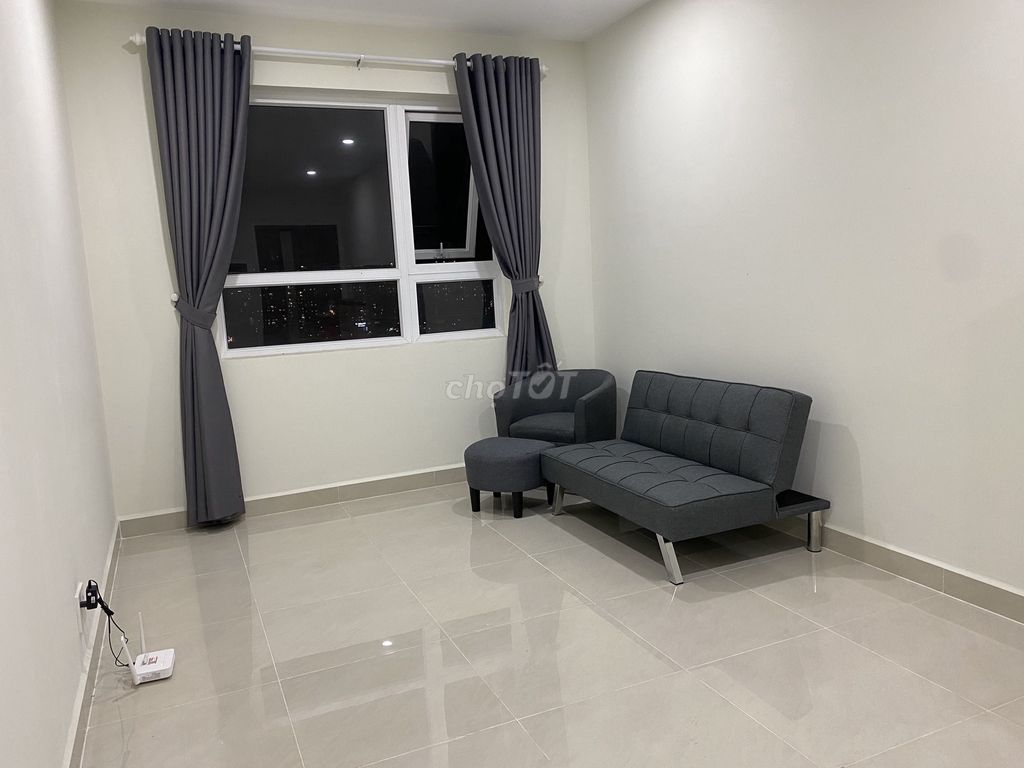 We need to rent an apartment at 79 meters per month, 11 million a month.