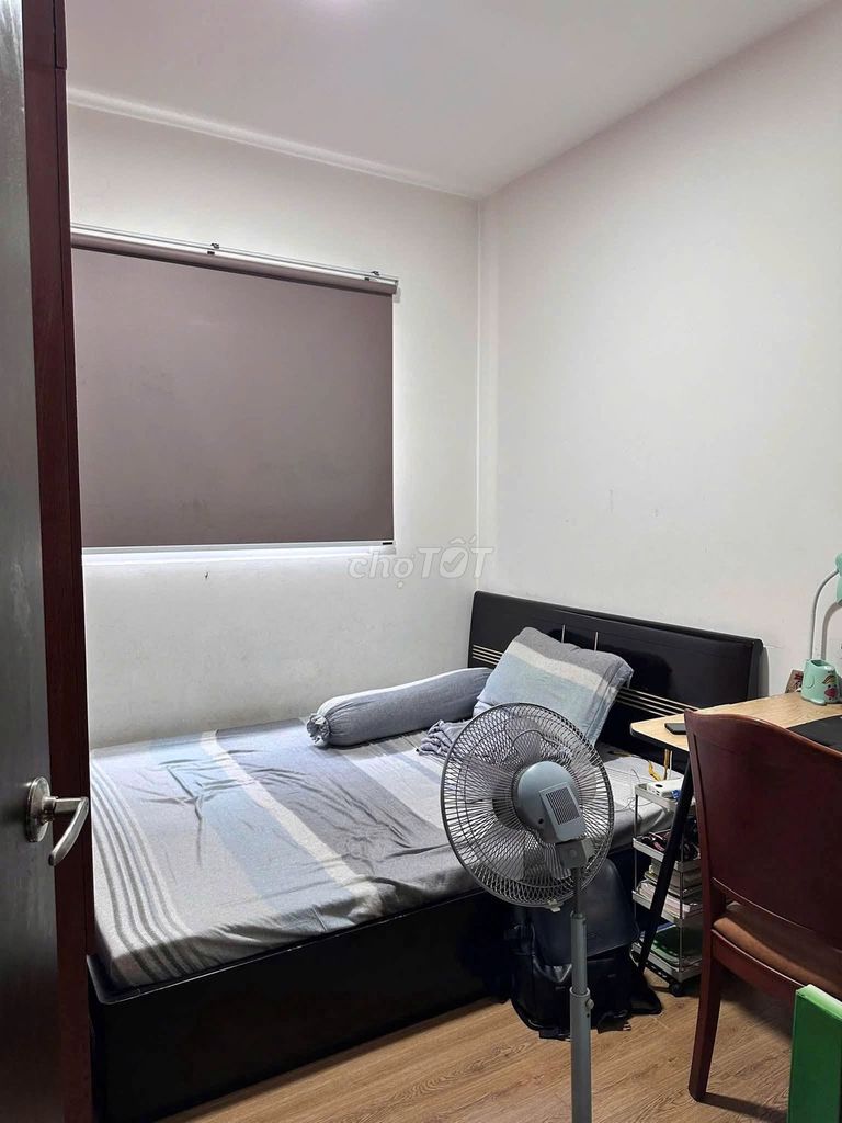 Rent Gold Hearts, two bedrooms, 75 meters full of furniture, eight million a month.