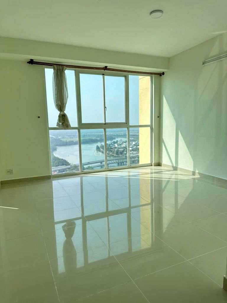 Rent the Baleza apartment. Area 100 M, 3 bedrooms, empty houses. For 11 million.