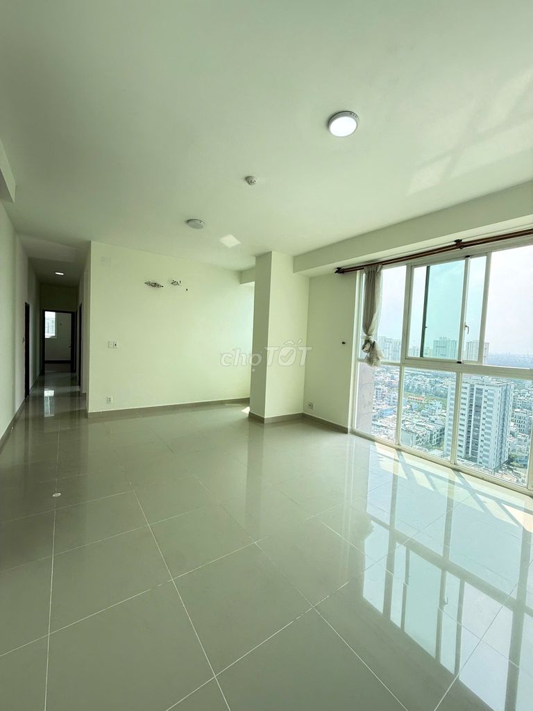Rent Baleza 3dr 2 w 100 meters2, river view. Rent price: 11 million.