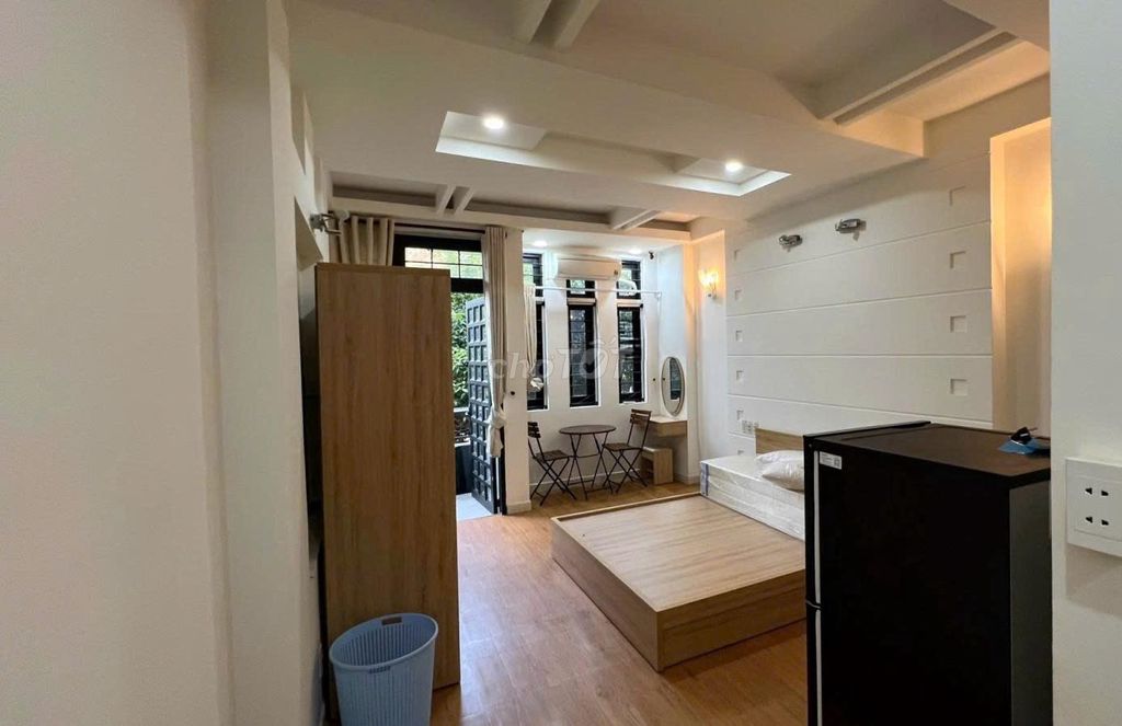Rent Hoa Phượng-Phú Nhuận