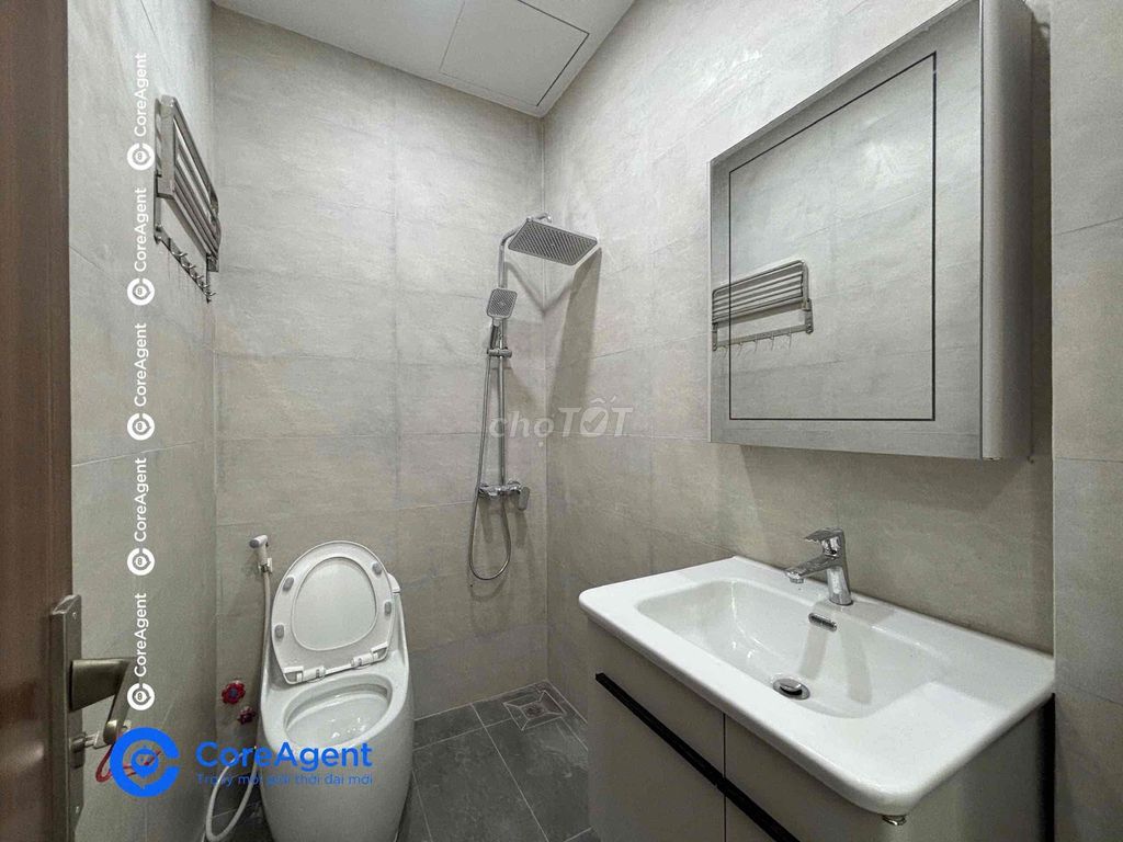 Rent an apartment. Aeon Mall Tân Phú is 700 meters away.