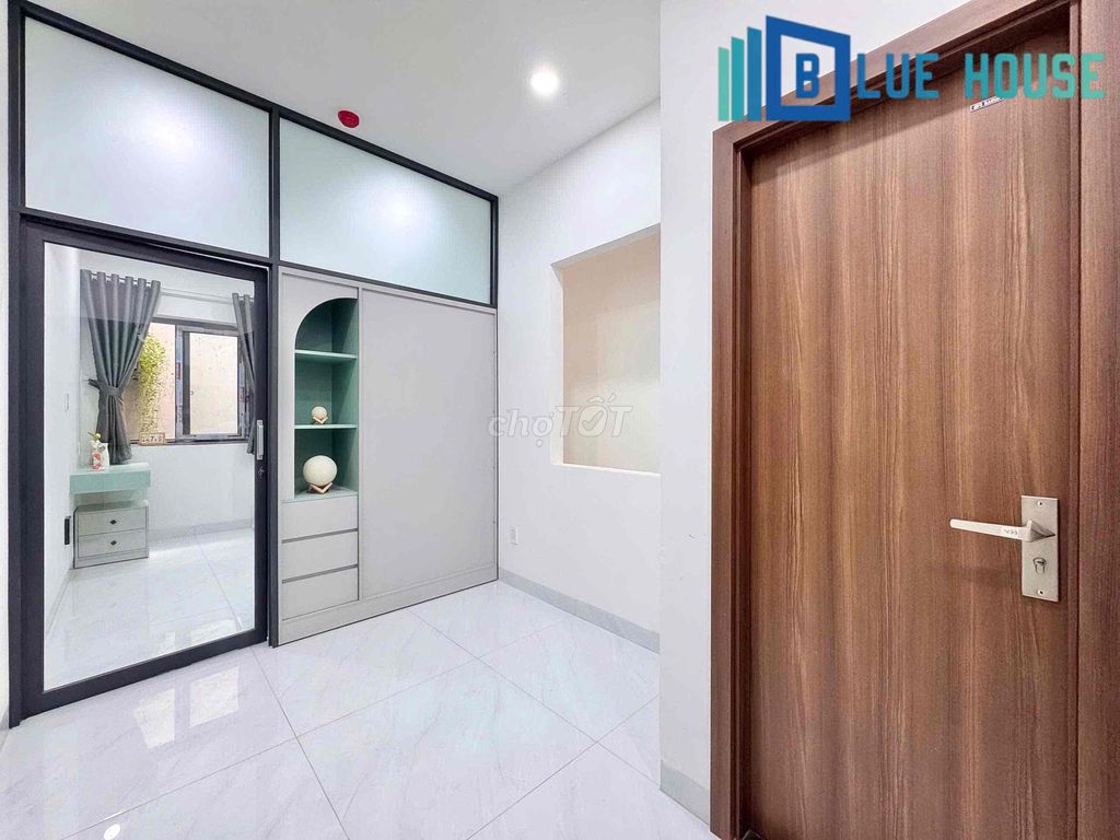 Rent an apartment. Aeon Mall Tân Phú is 700 meters away.