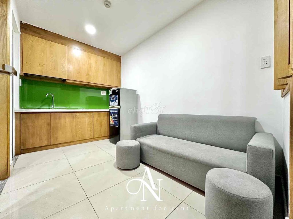 A super-them. A bedroom, a kitchen, an elevator, right next to cs3.