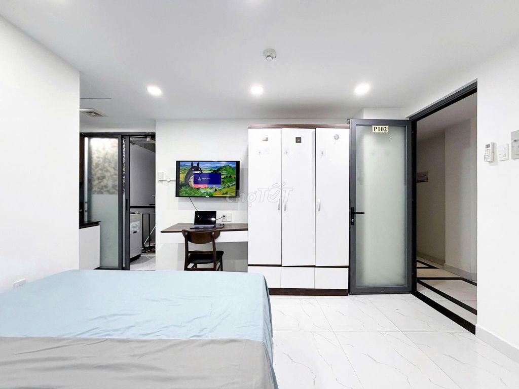 The private washing machine studio -- smart TV -- right at the University of hutech, pink bt.