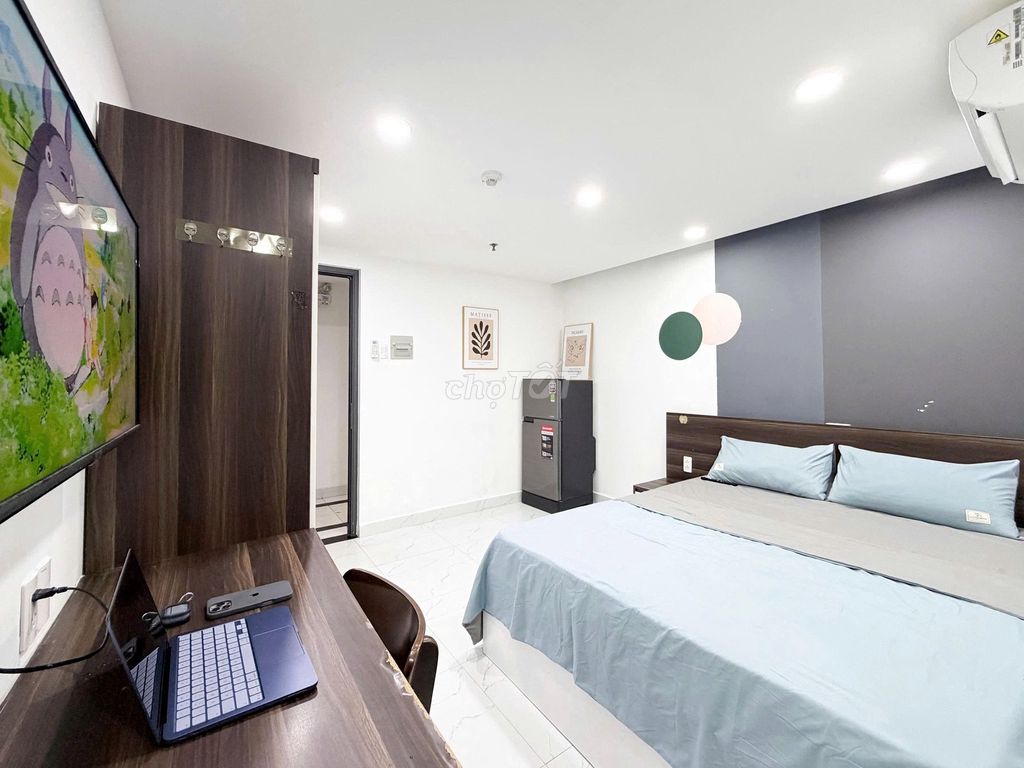 The private washing machine studio -- smart TV -- right at the University of hutech, pink bt.