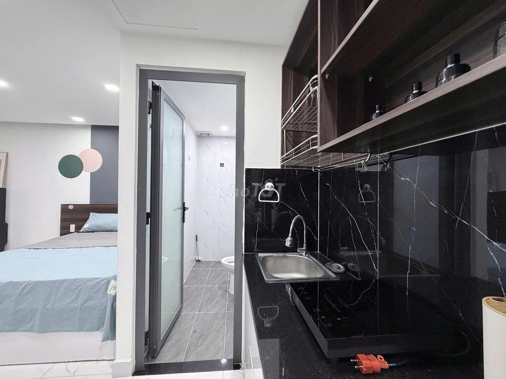 The private washing machine studio -- smart TV -- right at the University of hutech, pink bt.