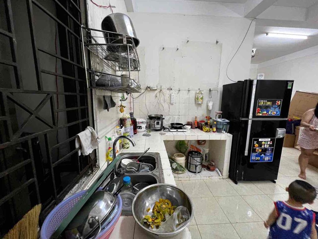apartment rent 70 M2 - wide, cool, secure