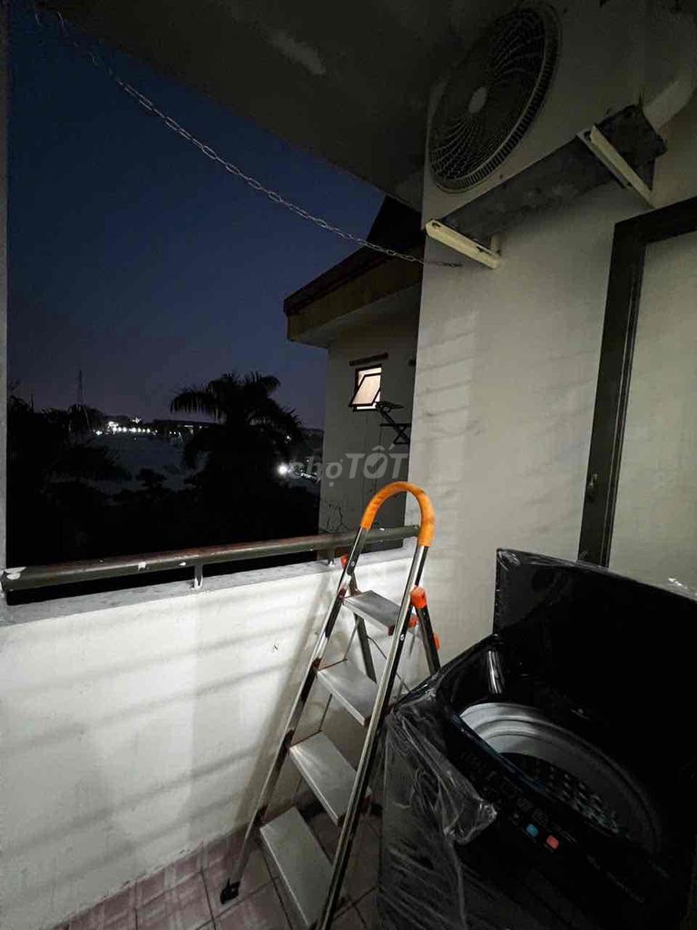 apartment rent 70 M2 - wide, cool, secure