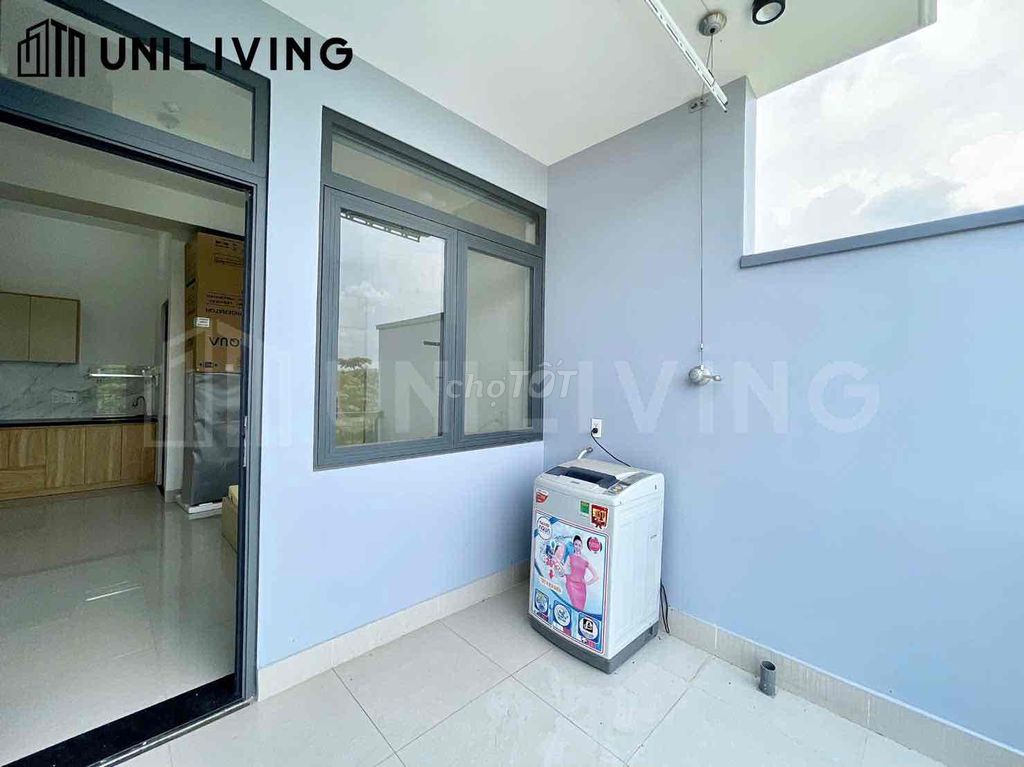 District 2 rents 10 P service apartment over sala, full interior.