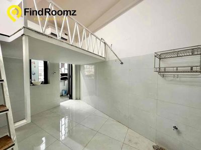 New boarding rooms are 300 meters from the University of Industrial University, full of furniture.