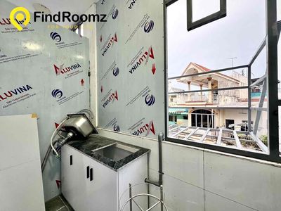 New boarding rooms are 300 meters from the University of Industrial University, full of furniture.