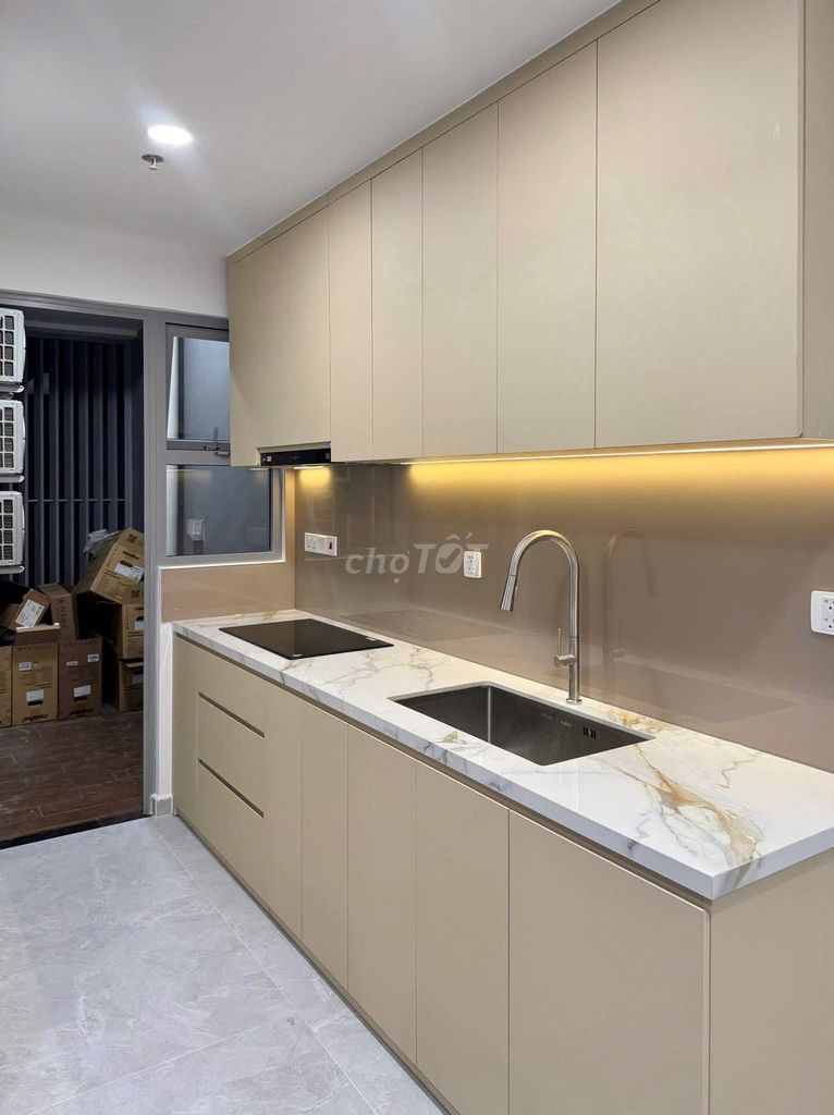 Rent Celesta Rise-- apartment has 22 million a month's garden yard.