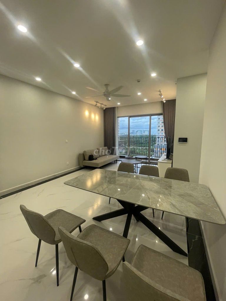 Rent Celesta Rise-- 3 bedrooms full of furniture, 23 million.