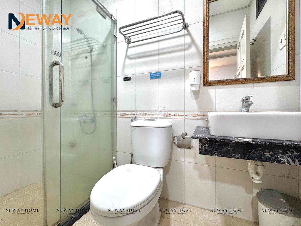 Open window apartment - comfortable - right here in the Republic etown
