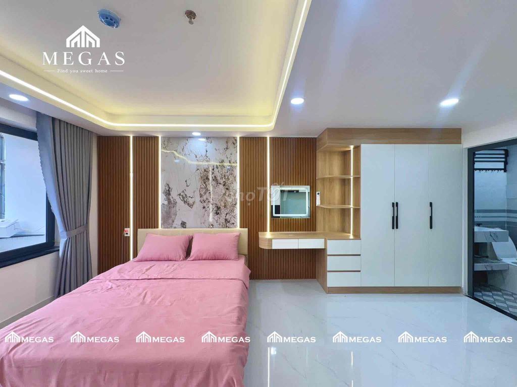 The studio apartment is full of Hiệp Thành open windows