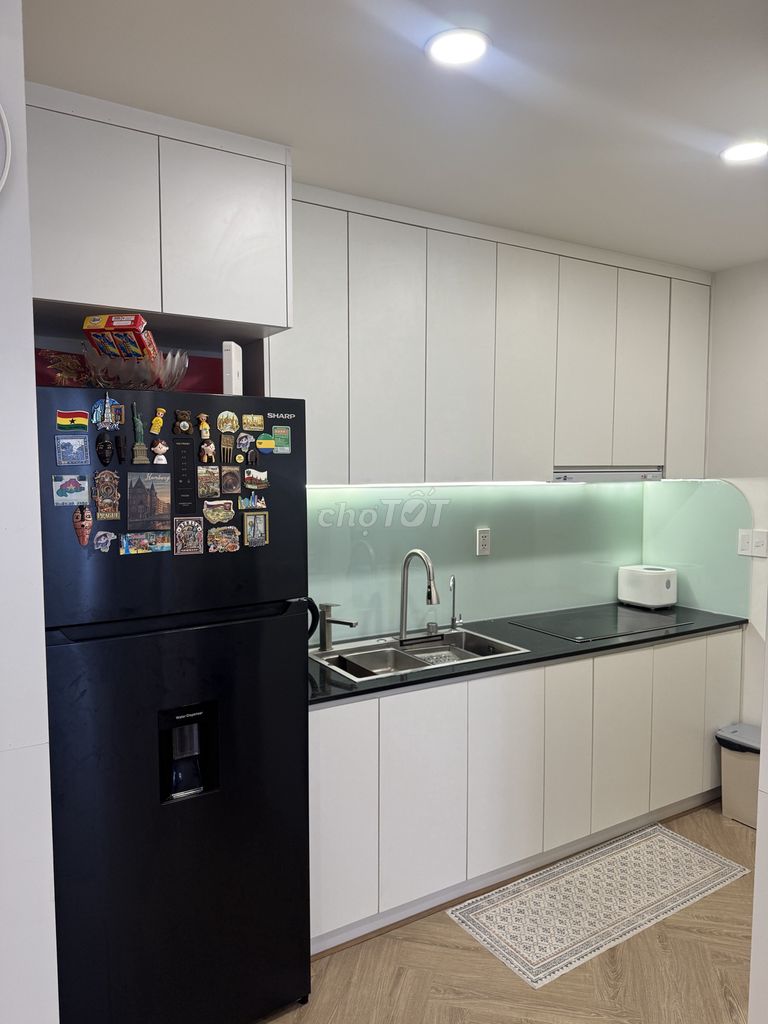 Rent apartment 64 meters, top-level furniture, and sinker.